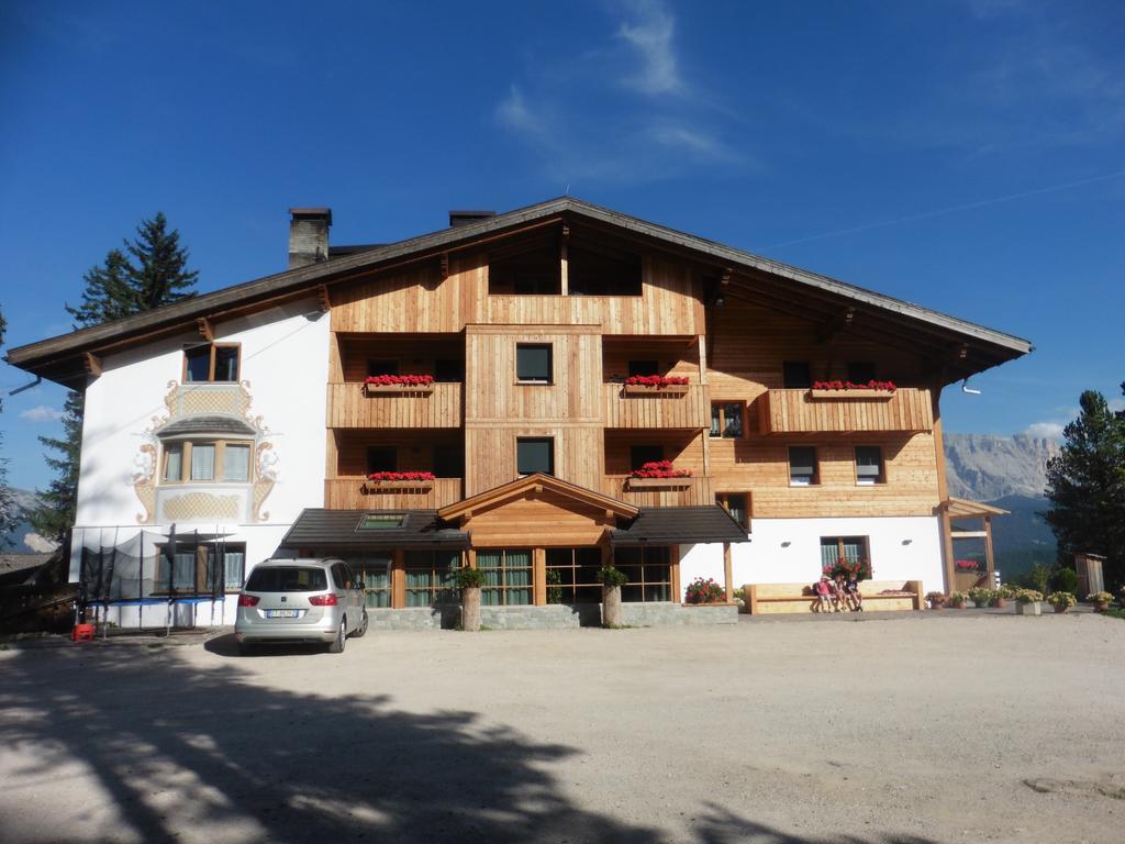 Chalet Frapes San Martino in Badia Ngoại thất bức ảnh